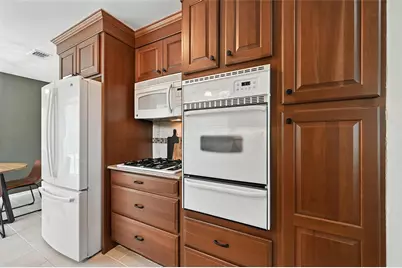 4921 Bonnell Avenue, Fort Worth, TX 76107 - Photo 11