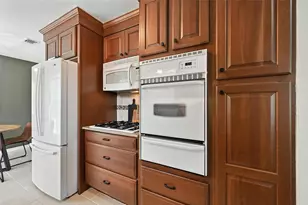 4921 Bonnell Ave, Fort Worth, TX 76107 - Photo 11