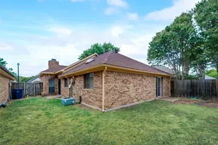 2929 Big Oaks Dr, Garland, TX 75044 - Photo 21
