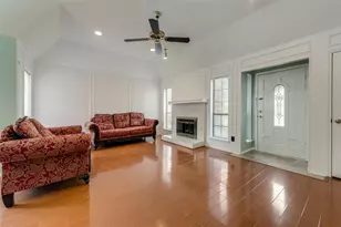 2929 Big Oaks Dr, Garland, TX 75044 - Photo 9