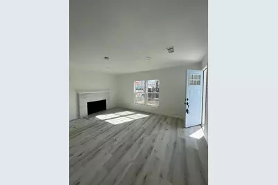 4011 Carpenter Avenue, Dallas, TX 75210 - Photo 5