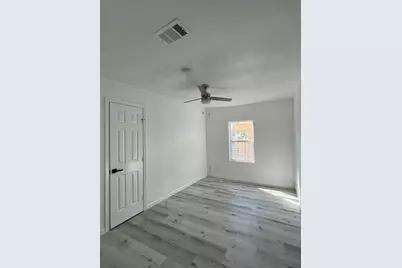 4011 Carpenter Avenue, Dallas, TX 75210 - Photo 15