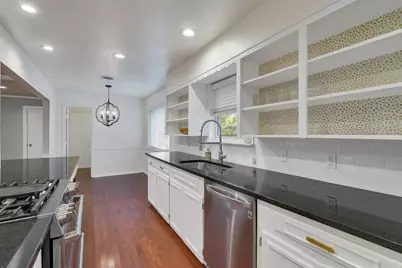 9856 Shoreview Road, Dallas, TX 75238 - Photo 23