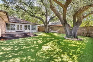 9856 Shoreview Rd, Dallas, TX 75238 - Photo 39