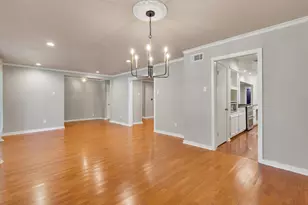 9856 Shoreview Rd, Dallas, TX 75238 - Photo 9