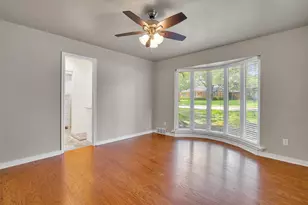 9856 Shoreview Rd, Dallas, TX 75238 - Photo 27