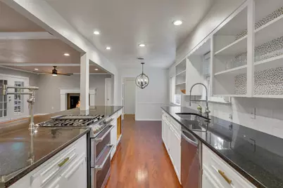 9856 Shoreview Road, Dallas, TX 75238 - Photo 21