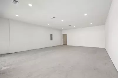 717 E Liberty Street #300, Pilot Point, TX 76258 - Photo 5