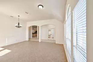 11913 Wildwood Ln, Frisco, TX 75035 - Photo 9