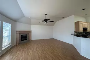 11913 Wildwood Ln, Frisco, TX 75035 - Photo 3