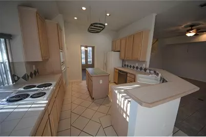 148 Arbor Glen Drive, Euless, TX 76039 - Photo 5