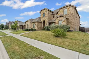 124 St Elias Dr, Burleson, TX 76028 - Photo 3