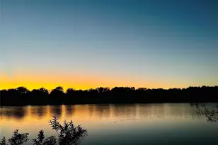 207 Wilson Rd, Valley View, TX 76272 - Photo 5