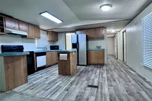 207 Wilson Rd, Valley View, TX 76272 - Photo 9