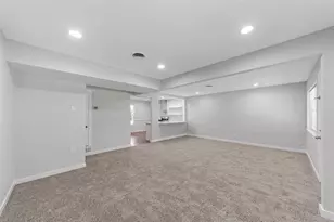 13215 Blossomheath Ln, Dallas, TX 75240 - Photo 9