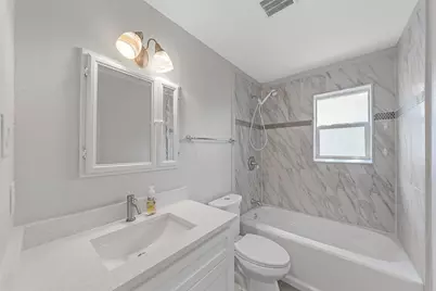 13215 Blossomheath Lane, Dallas, TX 75240 - Photo 23