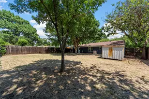 13215 Blossomheath Ln, Dallas, TX 75240 - Photo 33