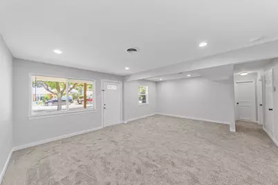 13215 Blossomheath Lane, Dallas, TX 75240 - Photo 5