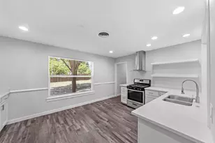 13215 Blossomheath Ln, Dallas, TX 75240 - Photo 13