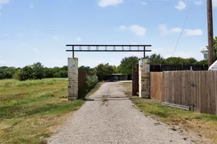 940 Rowlett Rd, Rowlett, TX 75088 - Photo 1