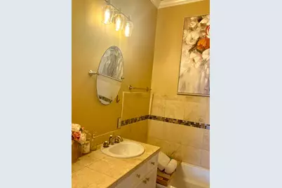 1008 Pavillion Street, Dallas, TX 75204 - Photo 17