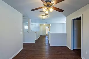 200 Courtney Ln, McKinney, TX 75071 - Photo 5