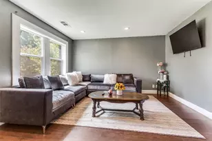 303 N Cottonwood Dr, Richardson, TX 75080 - Photo 9