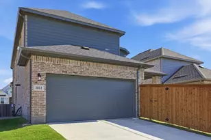 1012 Rainshower Wy, Celina, TX 75009 - Photo 29