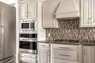 1817 Masters Dr, DeSoto, TX 75115 - Photo 9