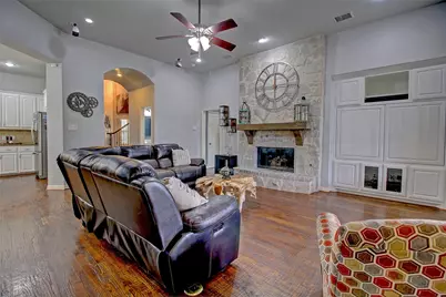 6330 Hunters Parkway, Frisco, TX 75035 - Photo 11