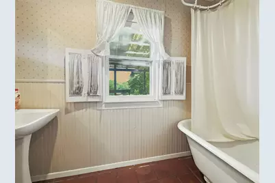 601 E Henry Street, Hamilton, TX 76531 - Photo 27