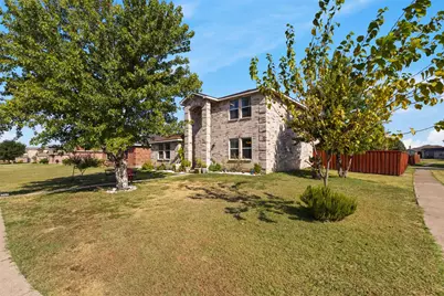 1034 Hollow Oak Road, Lancaster, TX 75134 - Photo 3