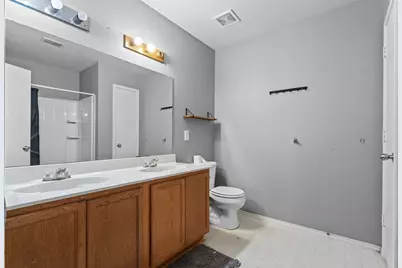 1034 Hollow Oak Road, Lancaster, TX 75134 - Photo 23