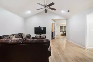 2705 Briarwood Dr, Paris, TX 75460 - Photo 9