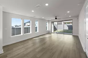 1117 Amaryllis Ln, Little Elm, TX 76227 - Photo 9