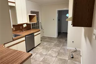 1824 Binkley St, Sherman, TX 75092 - Photo 9