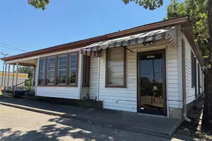 6436 Meadowbrook Dr, Fort Worth, TX 76112 - Photo 1