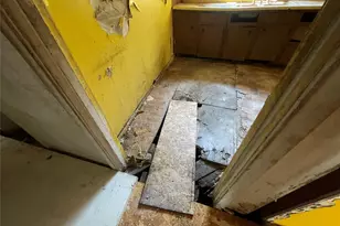 4605 Haas Dr, Dallas, TX 75216 - Photo 5