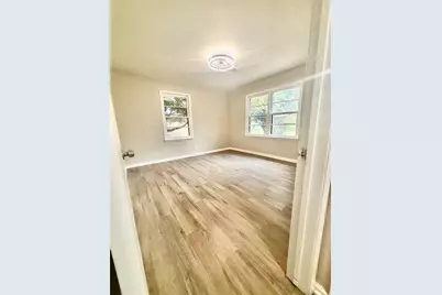 806 E Beth Street, Whitney, TX 76692 - Photo 9