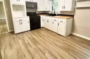 806 E Beth St, Whitney, TX 76692 - Photo 5