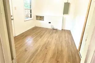 806 E Beth St, Whitney, TX 76692 - Photo 13