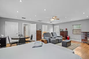 542 S Houston St, Edgewood, TX 75117 - Photo 23