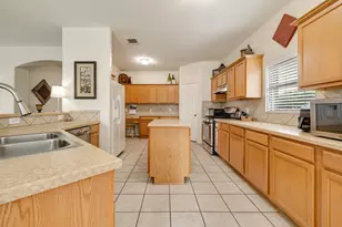 13501 Leather Strap Dr, Fort Worth, TX 76052 - Photo 11