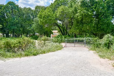 1255 County Road 330, Rainbow, TX 76077 - Photo 9