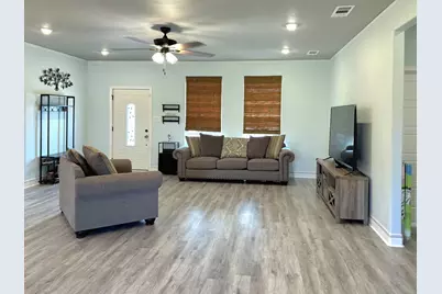 2813 Catfish Court, Granbury, TX 76048 - Photo 7