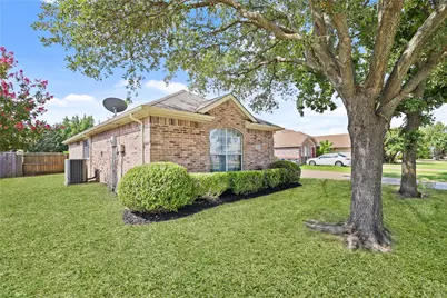 3206 Creekside Drive, Sachse, TX 75048 - Photo 3