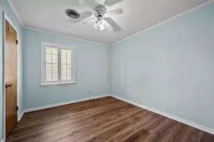 117 S Bermuda St, Lacy Lakeview, TX 76705 - Photo 9