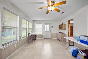 117 S Bermuda St, Lacy Lakeview, TX 76705 - Photo 5