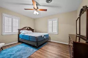 117 S Bermuda St, Lacy Lakeview, TX 76705 - Photo 11