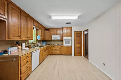 117 S Bermuda Street, Lacy Lakeview, TX 76705 - Photo 1